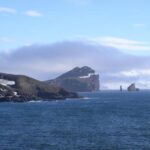 Scopri Deception Island: L’Isola Vulcanica che Sfida le Norme dell’Antartide