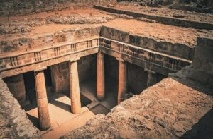 Il Miracolo del Fungo di Tutankhamon: Da Minaccia Mortale a Promessa per la Lotta al Cancro