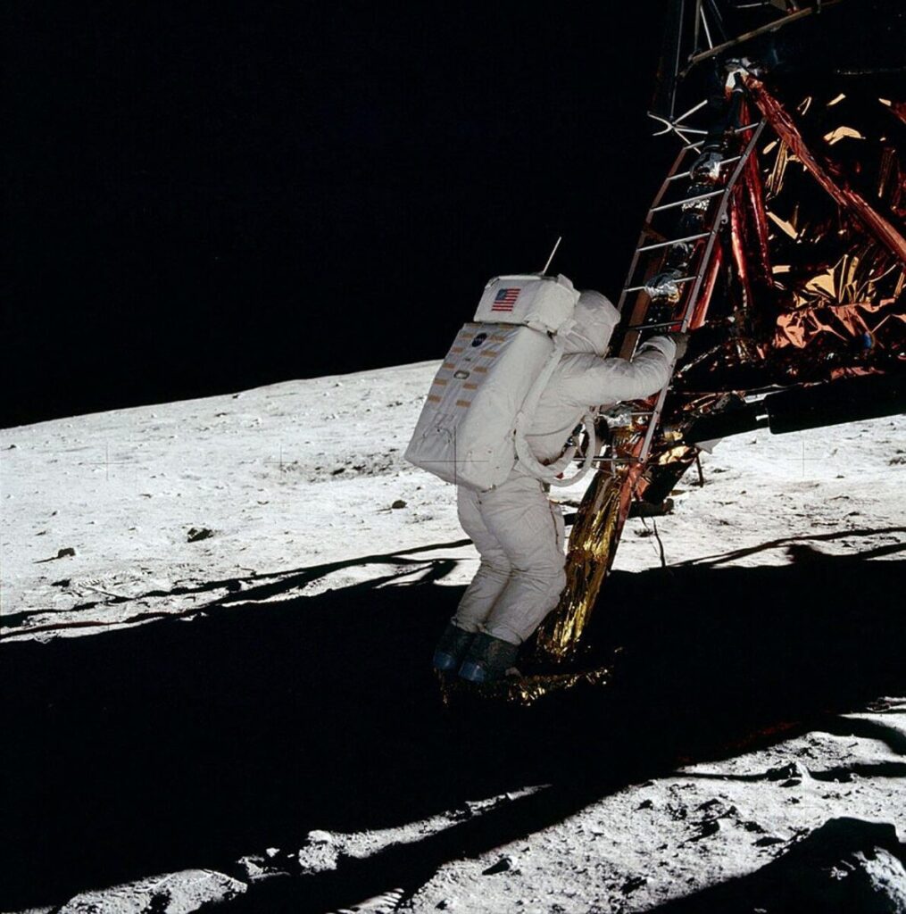 Ma è vero che possiamo vedere le tracce dell’uomo sulla Luna? Ma è vero che possiamo vedere le tracce dell’uomo sulla Luna?