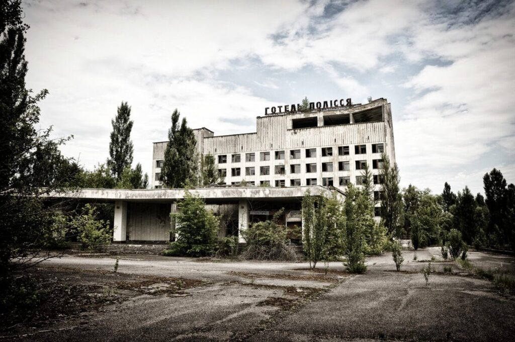 Il futuro del sarcofago di Chernobyl tra rischi e nuove sfide