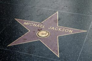 Vitiligine e Michael Jackson: la verità clinica dietro il cambiamento