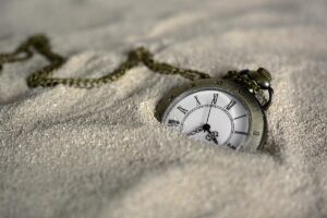 Cronostasi: perché il primo sguardo all’orologio sembra più lungo degli altri