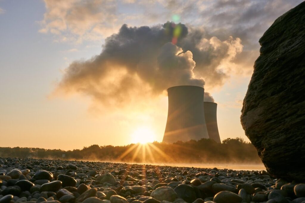 Il futuro del nucleare passa dagli SMR: più sicurezza, meno costi e nuove applicazioni industriali Il futuro del nucleare passa dagli SMR: più sicurezza, meno costi e nuove applicazioni industriali