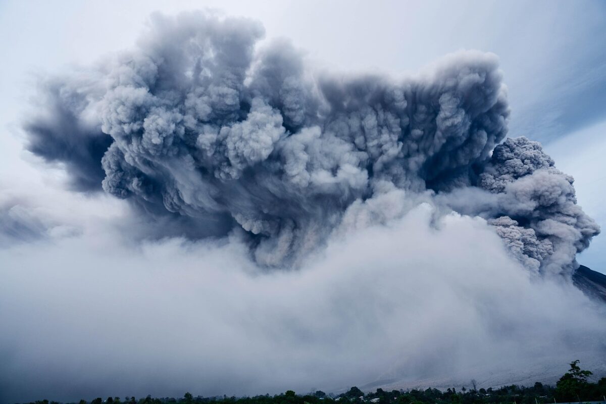 Eruzione Vulcano Sottomarino in Papua Nuova Guinea Eruzione Vulcano Sottomarino in Papua Nuova Guinea