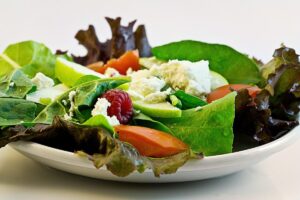 Dieta mediterranea e prodotti sottozero: salute, convenienza e sostenibilità in tavola
